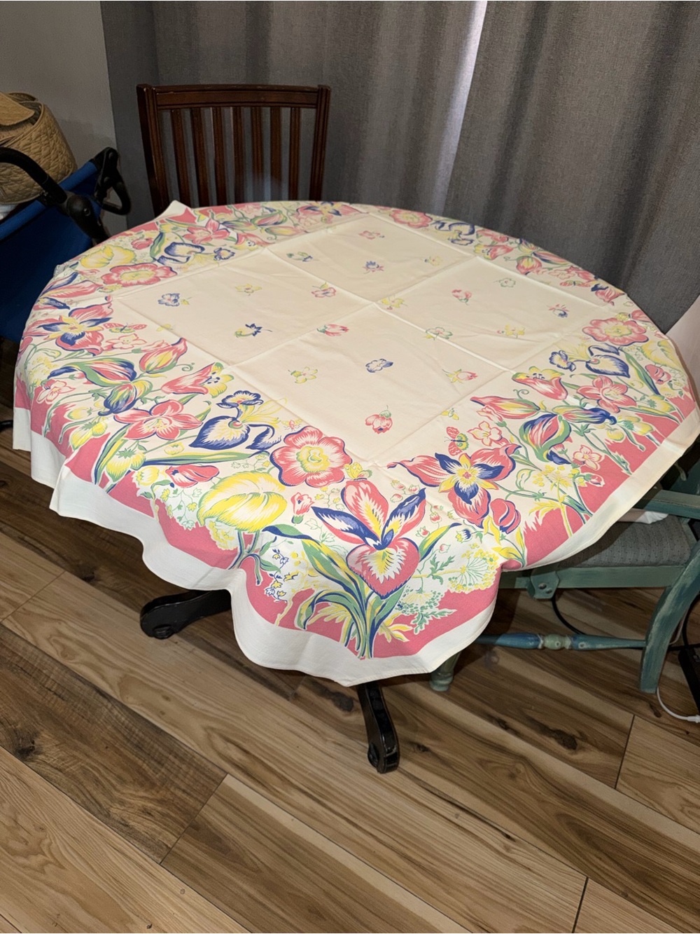1950s Vintage Cotton Tablecloth